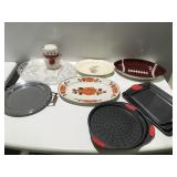 Serving platters and bakeware