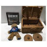 Picnic basket, Chicago cubs items