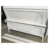 Wood painted bed queenNo slats