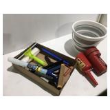 Collapsible bucket window, cleaners