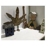 Decor, wood items