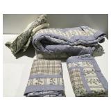 JCPenney queen comforter, pillowcases, bedskirt