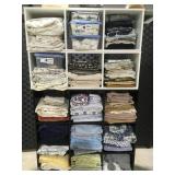 Material sheets and more in 3 storage cubes