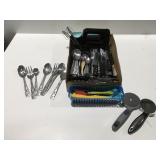 Blender, flatware, knives, pizza, cutters