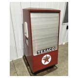 Vintage gas station oil displayCould not get