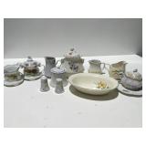 Vintage, creamers and sugars