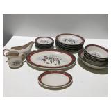 Royal seasons, stoneware Christmas dishes