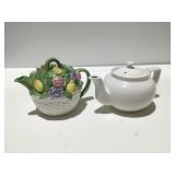 Tea pots