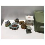 Porcelain houses with tote
