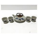 Small tea set