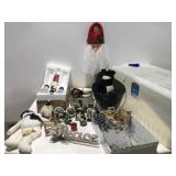 Snowman & Christmas decor lot with large tote