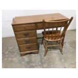 Kling colonial solid maple desk
