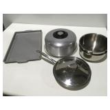 Cake plate & kitchen items