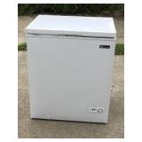 Magic chef small chest freezer