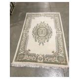 Wool pile rug 101ï¿½ x 66ï¿½