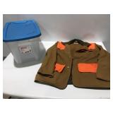 SafeTbak hunting jacket, size large w/tote