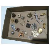 Brooches and pins