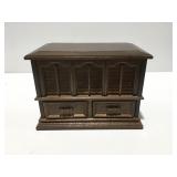 Jewelry box