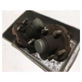 2 trailer hubs
