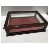 Display cabinet 22 1/2ï¿½ x 17ï¿½ x 6ï¿½ high