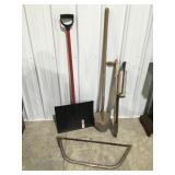 Vintage seeder Bo saw shovel