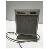Holmes ceramic heater Power on