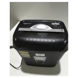 Amazon basics paper shredder works