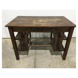 Vintage wood desk Mission Oak? 42ï¿½ x 26 1/4ï¿½ x 29