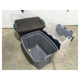 3 totes Rubbermaid w/lid one broken one no lid