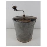 Antiq Metal Ice Cream Freezer Maker
