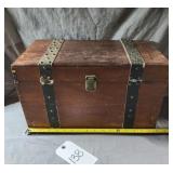 Vtg Wood Chest w/CSI DVDs