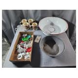 Enamel Ware Wash Bin, Graniteware Bowl, Cookie Cut