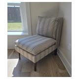 Classic Armless Slipper Chair upholstered