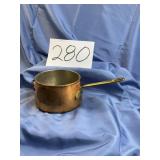 Vtg. Worn copper pot.