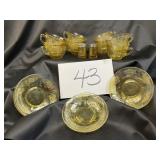 Vtg. Amber depression glass cabbage, Rose pattern