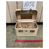 Town craft vintage vanity traveling case
