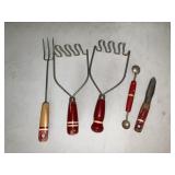 RED HANDLE UTENSILS