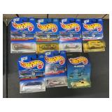 7 HOT WHEELS