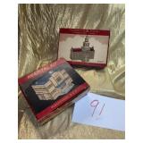 2 PLASTICVILLE Buildings original boxes