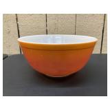 8.75 INCH PYREX BOWL