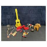 MISCELLANEOUS VINTAGE TOY LOT