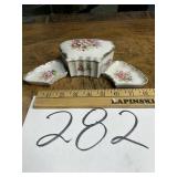 Vtg porcelain trinket box with Trey
