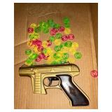 Disc toy gun by Rayline