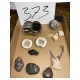 Mixed lot geodes/minerals see all pics