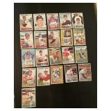 1967 TOPPS BASEBALL CARDS (21)