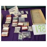 Vintage electronics lot, including miniature