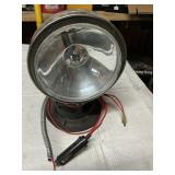 12 V floodlight set up for a cigarette lighter