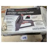 Craftsman electronic stapler, dual power