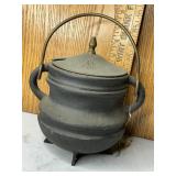 Cast-iron bale handle pot