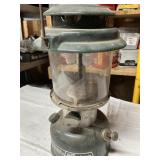Coleman double mantle lantern